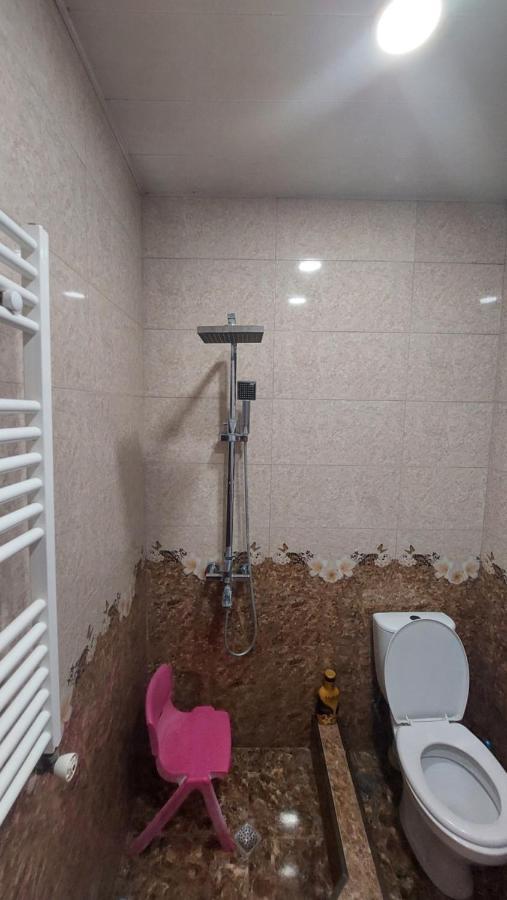 Hotel Mari Tbilisi Esterno foto