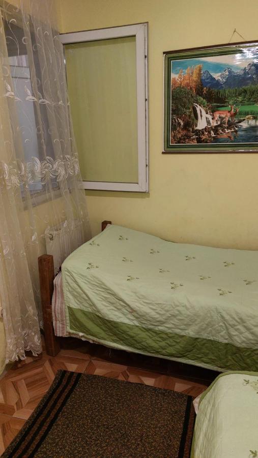 Hotel Mari Tbilisi Esterno foto