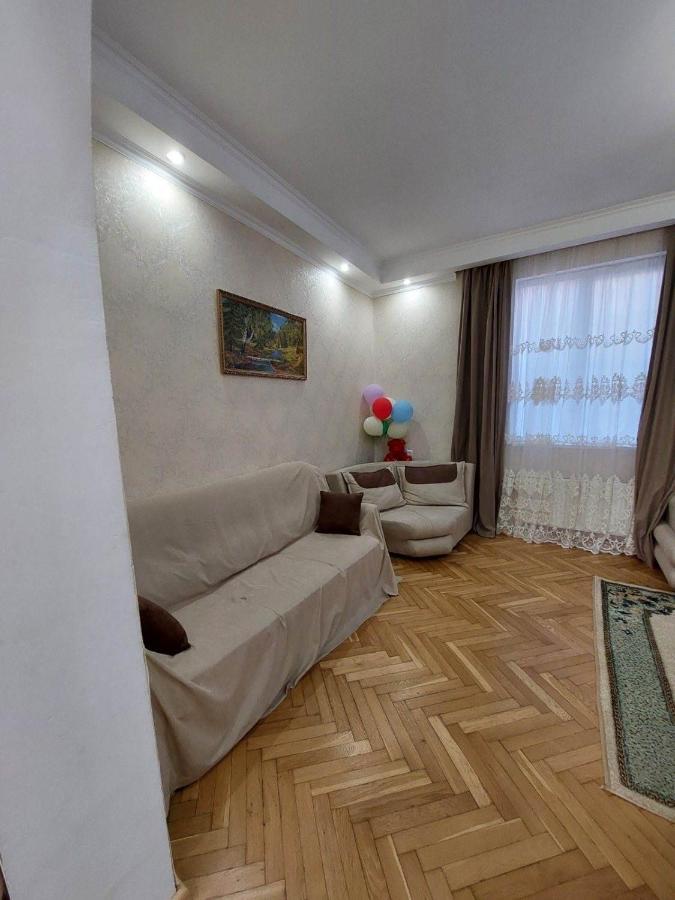 Hotel Mari Tbilisi Esterno foto