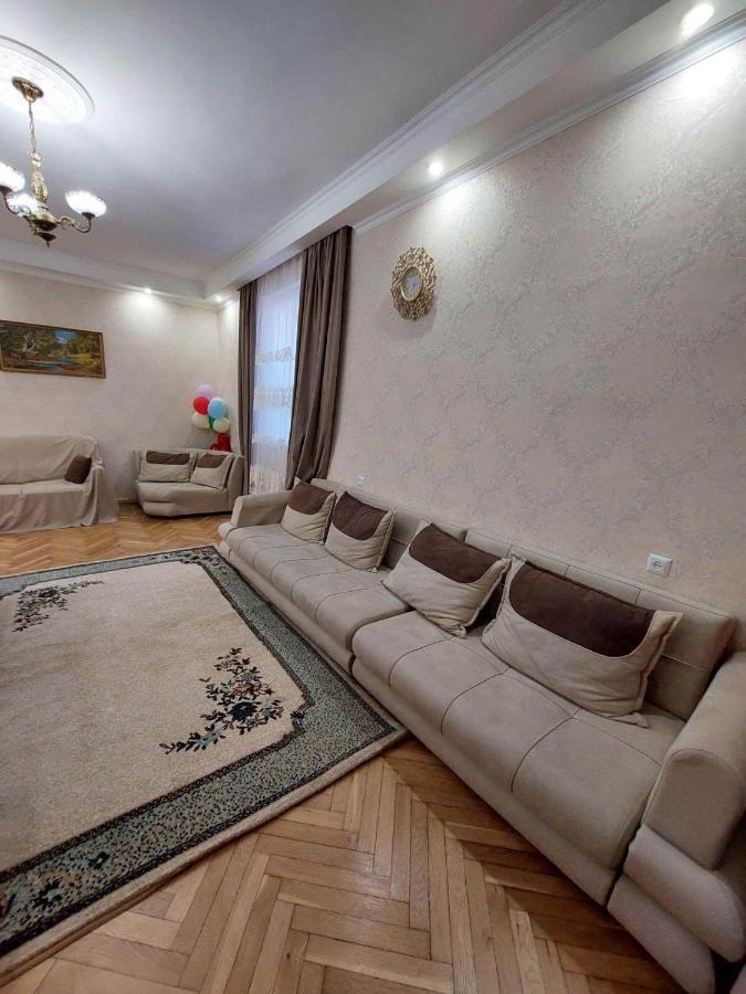 Hotel Mari Tbilisi Esterno foto